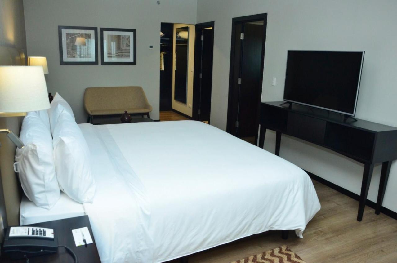 Radisson Hotel Santa Cruz Santa Cruz de La Sierra Extérieur photo